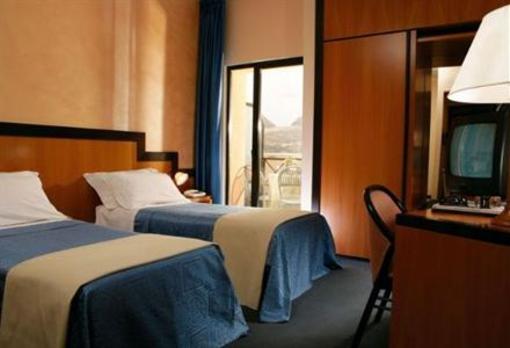 фото отеля Hotel Olimpia Scurcola Marsicana