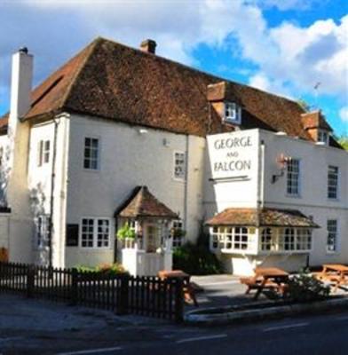 фото отеля George & Falcon Inn Southampton