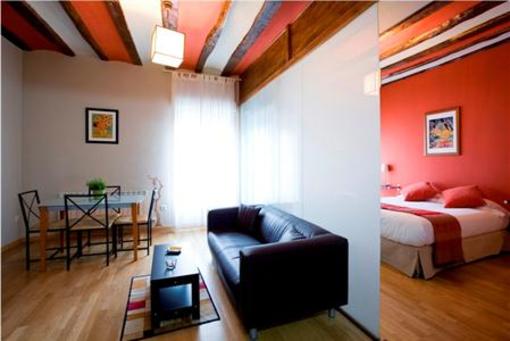 фото отеля Apartamentos Senorio de Haro