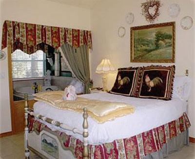 фото отеля Serenity Farmhouse Inn