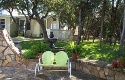 фото отеля Serenity Farmhouse Inn