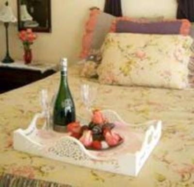 фото отеля Serenity Farmhouse Inn