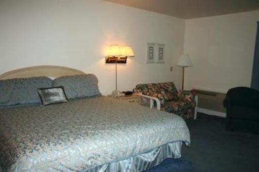 фото отеля Waterside Inn Chincoteague Island