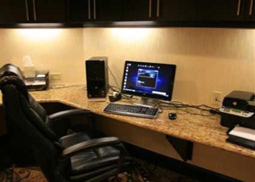 фото отеля Hampton Inn & Suites McAlester