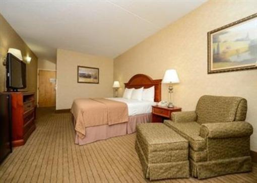 фото отеля Quality Inn of Indy Castleton