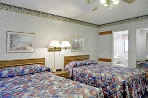 фото отеля Americas Best Value Inn-Tahoe City Lake Tahoe