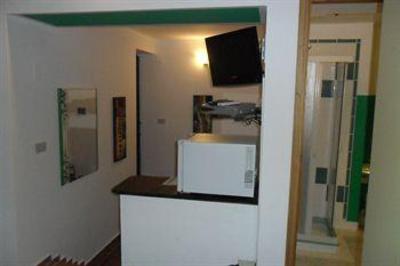 фото отеля Bed & Breakfast La Finestra sul Parco Cefalu