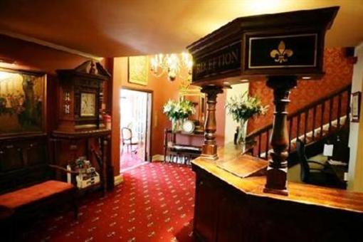 фото отеля Saracens Head Hotel