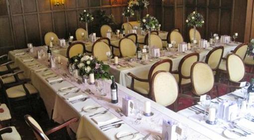фото отеля Saracens Head Hotel