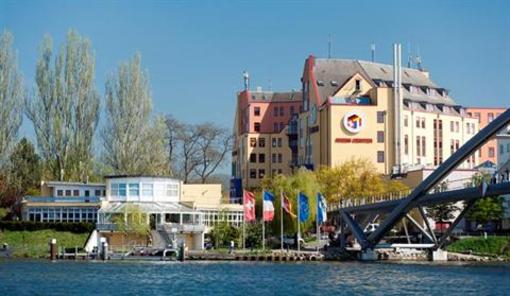 фото отеля Hotel Dreilanderbrucke