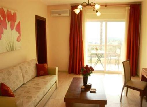 фото отеля Kelyfos Hotel Neos Marmaras