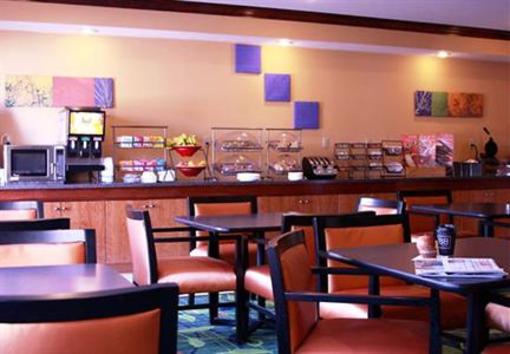 фото отеля Fairfield Inn Albuquerque Airport