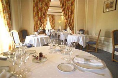 фото отеля Domaine Des Sequoias Hotel Bourgoin-Jallieu
