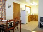 фото отеля Marsden Court Apartments Strahan