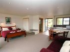 фото отеля Marsden Court Apartments Strahan