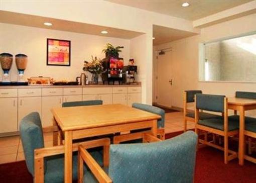 фото отеля Econo Lodge Old Town