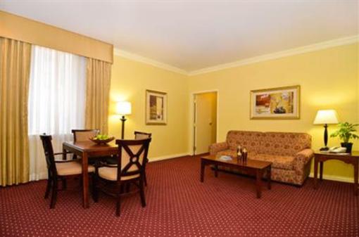 фото отеля Fairfield Inn & Suites by Marriott Milwaukee Downtown