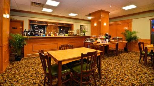 фото отеля Fairfield Inn & Suites by Marriott Milwaukee Downtown