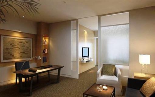 фото отеля Holiday Inn Shijiazhuang Central