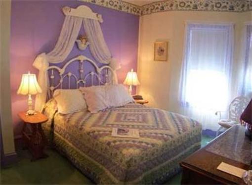 фото отеля Scarborough Inn Bed & Breakfast