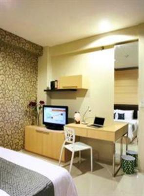 фото отеля Tendean Residence