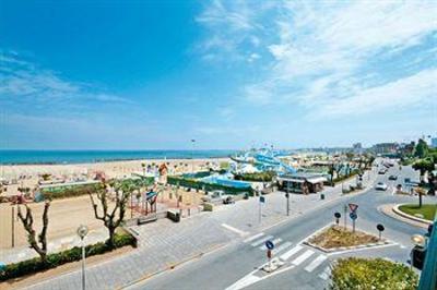 фото отеля Hotel Gabbiano Rimini