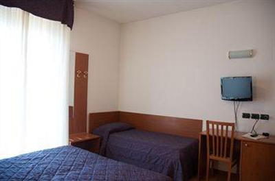 фото отеля Hotel Gabbiano Rimini