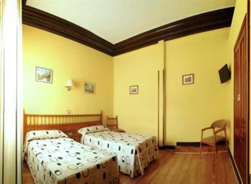 фото отеля Hostal Santillan Madrid