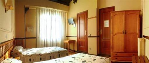 фото отеля Hostal Santillan Madrid