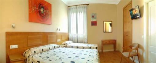 фото отеля Hostal Santillan Madrid