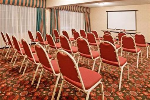 фото отеля Holiday Inn Express Birch Run Frankenmuth Area