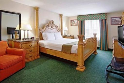 фото отеля Holiday Inn Express Birch Run Frankenmuth Area