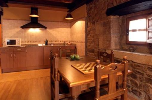 фото отеля Apartamentos Rurales Pedredo Arenas De Iguna