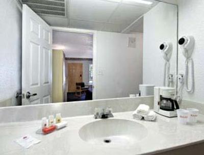 фото отеля Ramada Limited and Suites - Clearwater