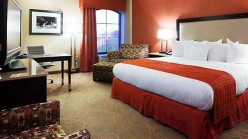 фото отеля Doubletree Austin - University Area