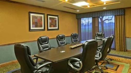 фото отеля Doubletree Austin - University Area
