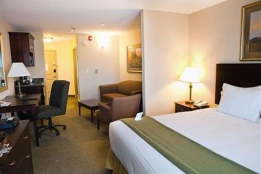 фото отеля Holiday Inn Express & Suites Medical District