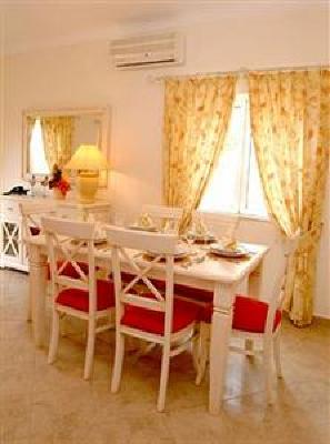 фото отеля Parque Da Floresta Resort Budens