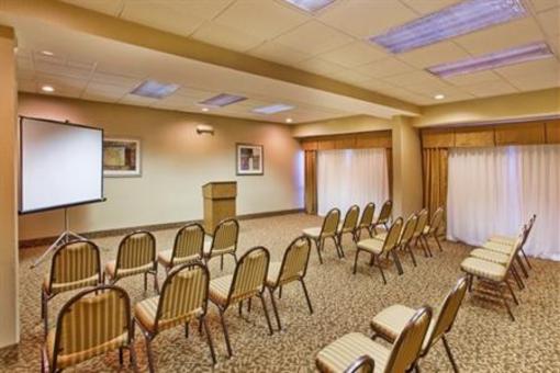фото отеля Holiday Inn Express Atlanta - Gwinnett Mall