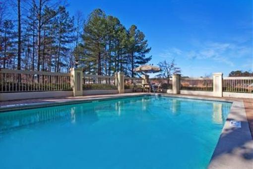 фото отеля Holiday Inn Express Atlanta - Gwinnett Mall