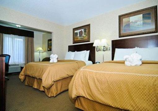 фото отеля Comfort Suites Saint Joseph (Missouri)