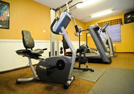 фото отеля Comfort Suites Saint Joseph (Missouri)