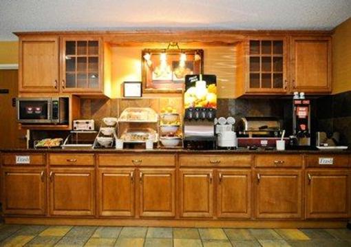 фото отеля Comfort Suites Saint Joseph (Missouri)