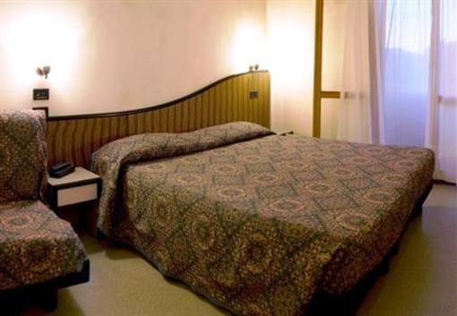 фото отеля Hotel Junior Cavallino-Treporti