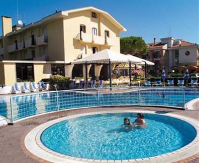 фото отеля Hotel Junior Cavallino-Treporti