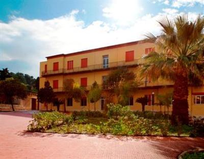 фото отеля Appartamenti Villa Sant'Andrea
