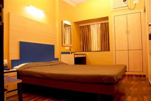 фото отеля Hotel Trimoorti
