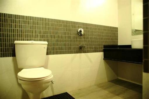 фото отеля Hotel Trimoorti
