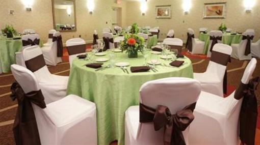 фото отеля Hilton Garden Inn University Place Pittsburgh