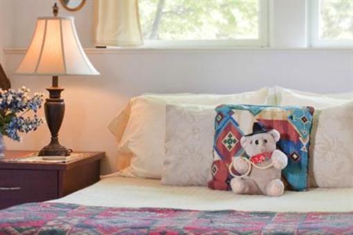 фото отеля West Hill House Bed and Breakfast
